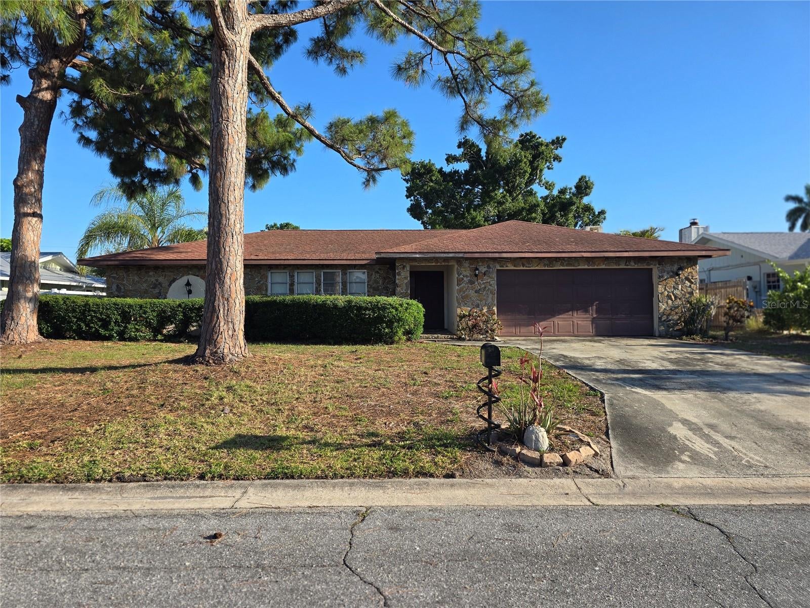 5403 2 Avenue Dr, Bradenton, FL 34209