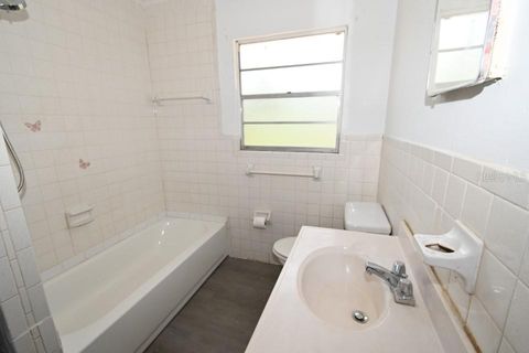 Single Family Residence in DADE CITY FL 14312 1ST STREET 9.jpg