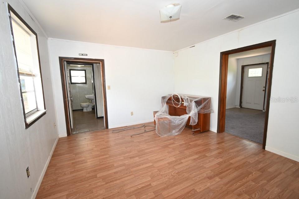 Single Family Residence in DADE CITY FL 14312 1ST STREET 20.jpg