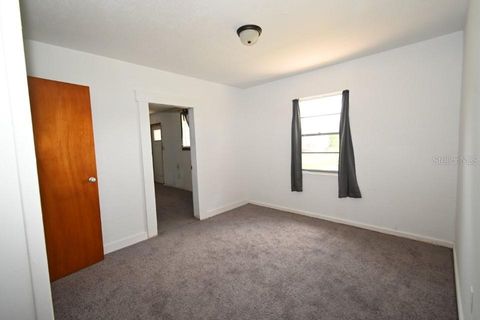 Single Family Residence in DADE CITY FL 14312 1ST STREET 14.jpg