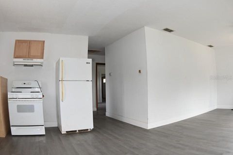 Single Family Residence in DADE CITY FL 14312 1ST STREET 7.jpg