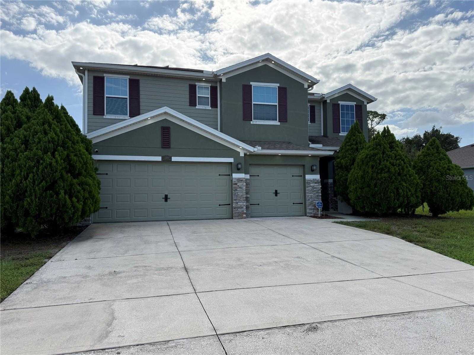 1340 Lake Baton Dr, Deltona, FL 32725