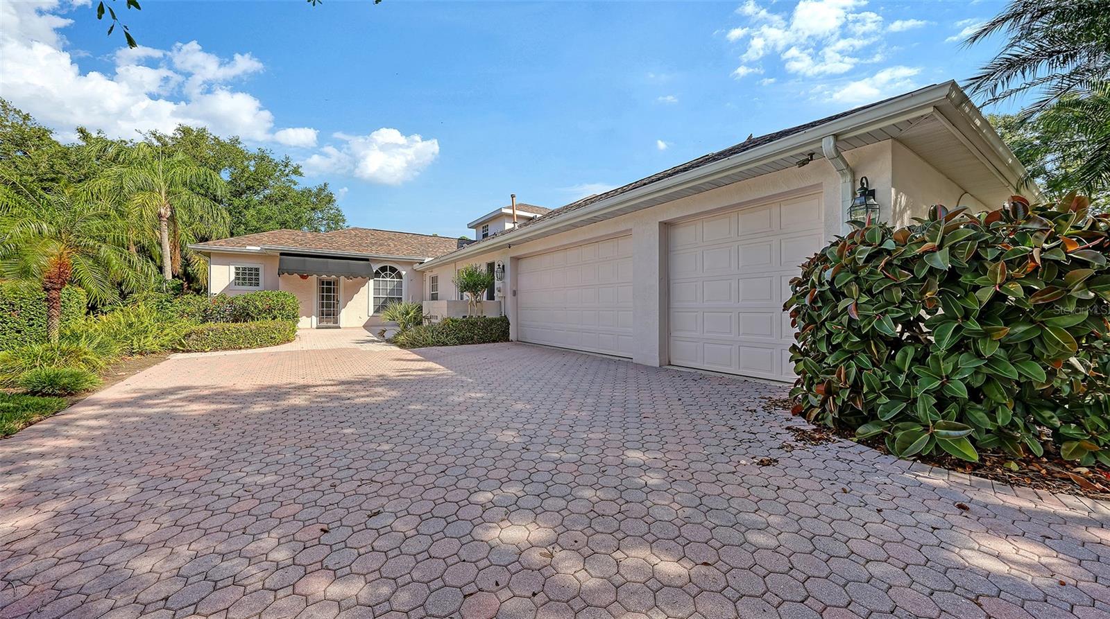 7025 N Serenoa Dr, Sarasota, FL 34241 photo