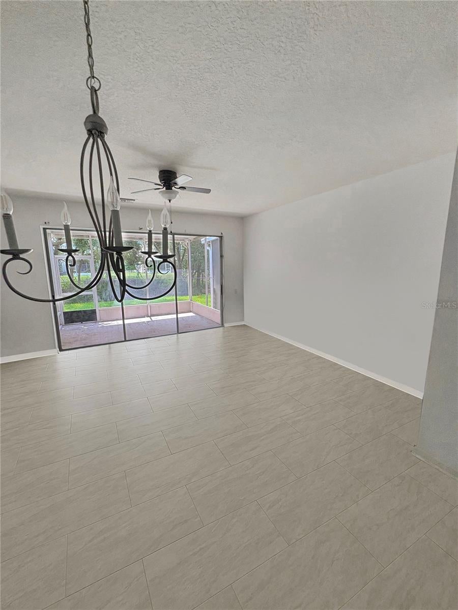 4924 Chatham Gate Dr, Riverview, FL 33578 photo