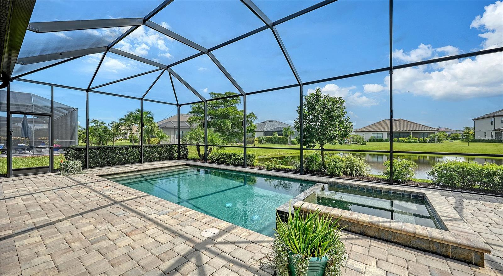 4915 Sparkling Sea Ln, Bradenton, FL 34211 photo