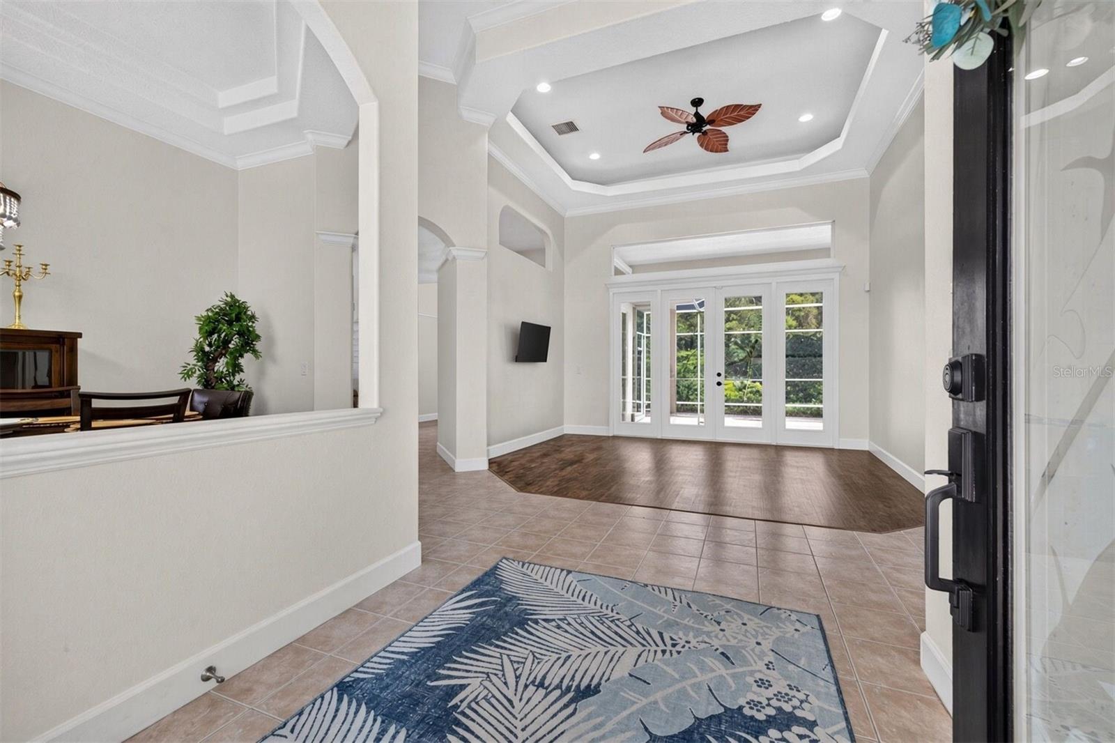 9136 Highland Ridge Way, Tampa, FL 33647 photo