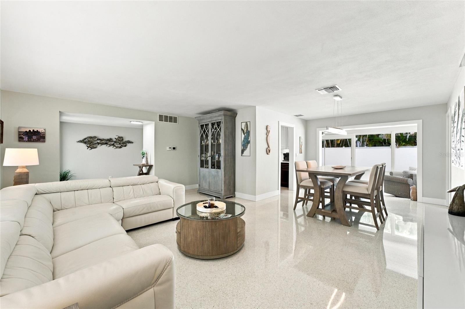 4523 Clearwater Harbor Dr, Largo, FL 33770 photo