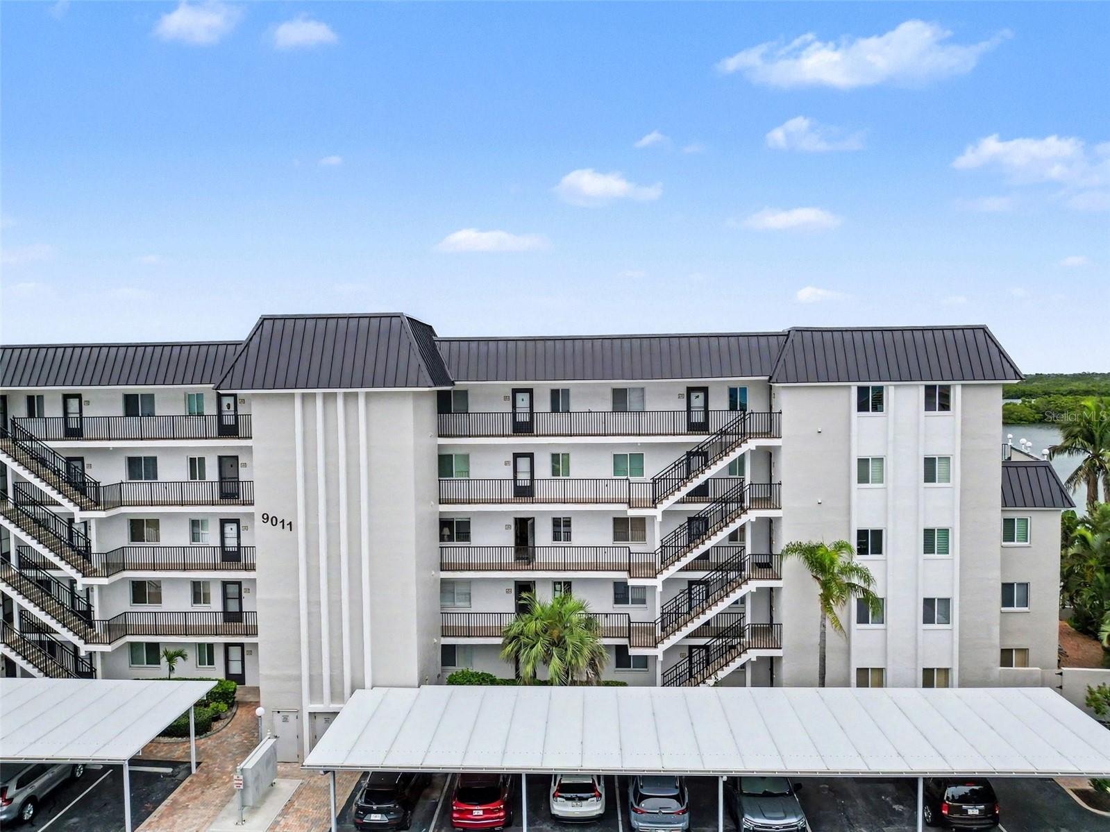 9011 Midnight Pass Rd, Sarasota, FL 34242