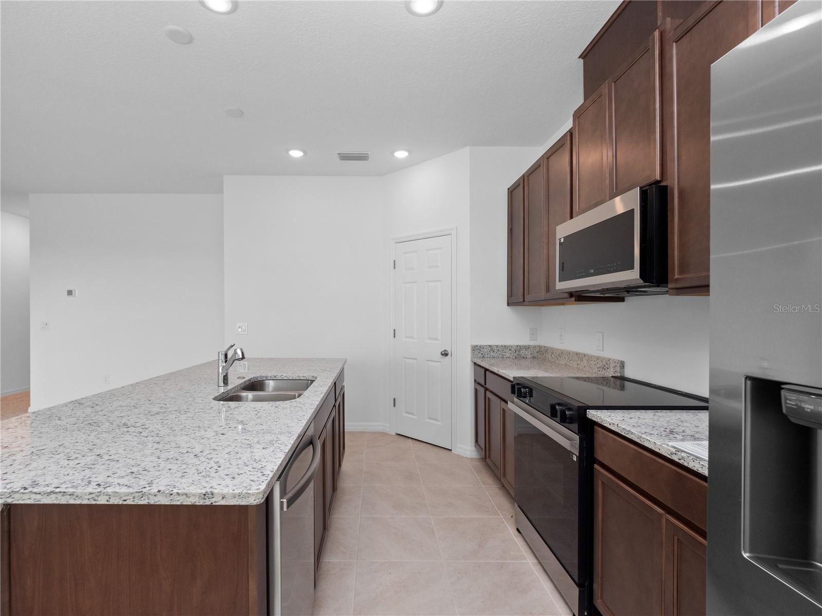 329 Marion Loop, Haines City, FL 33844 photo