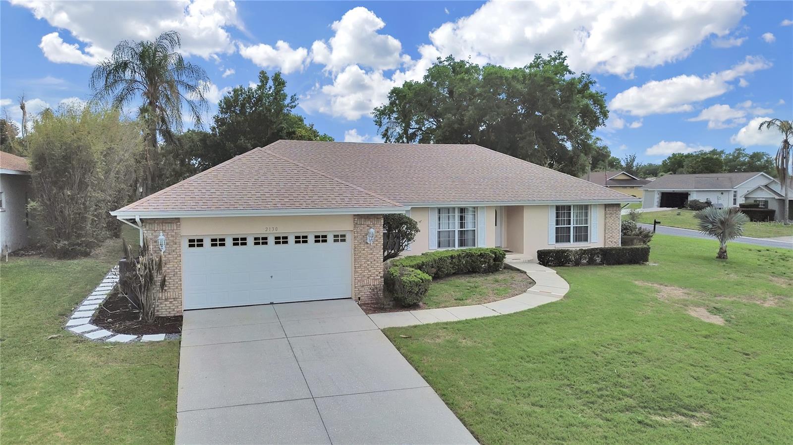 2130 Saxon Ln, Lakeland, FL 33810 photo