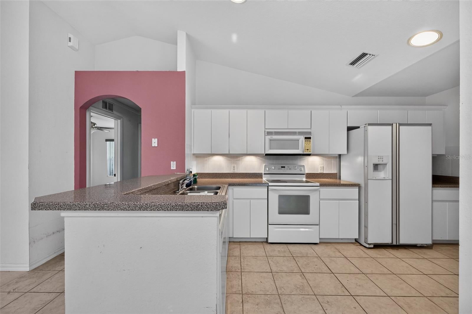 19735 SW 93 Pl, Dunnellon, FL 34432 photo