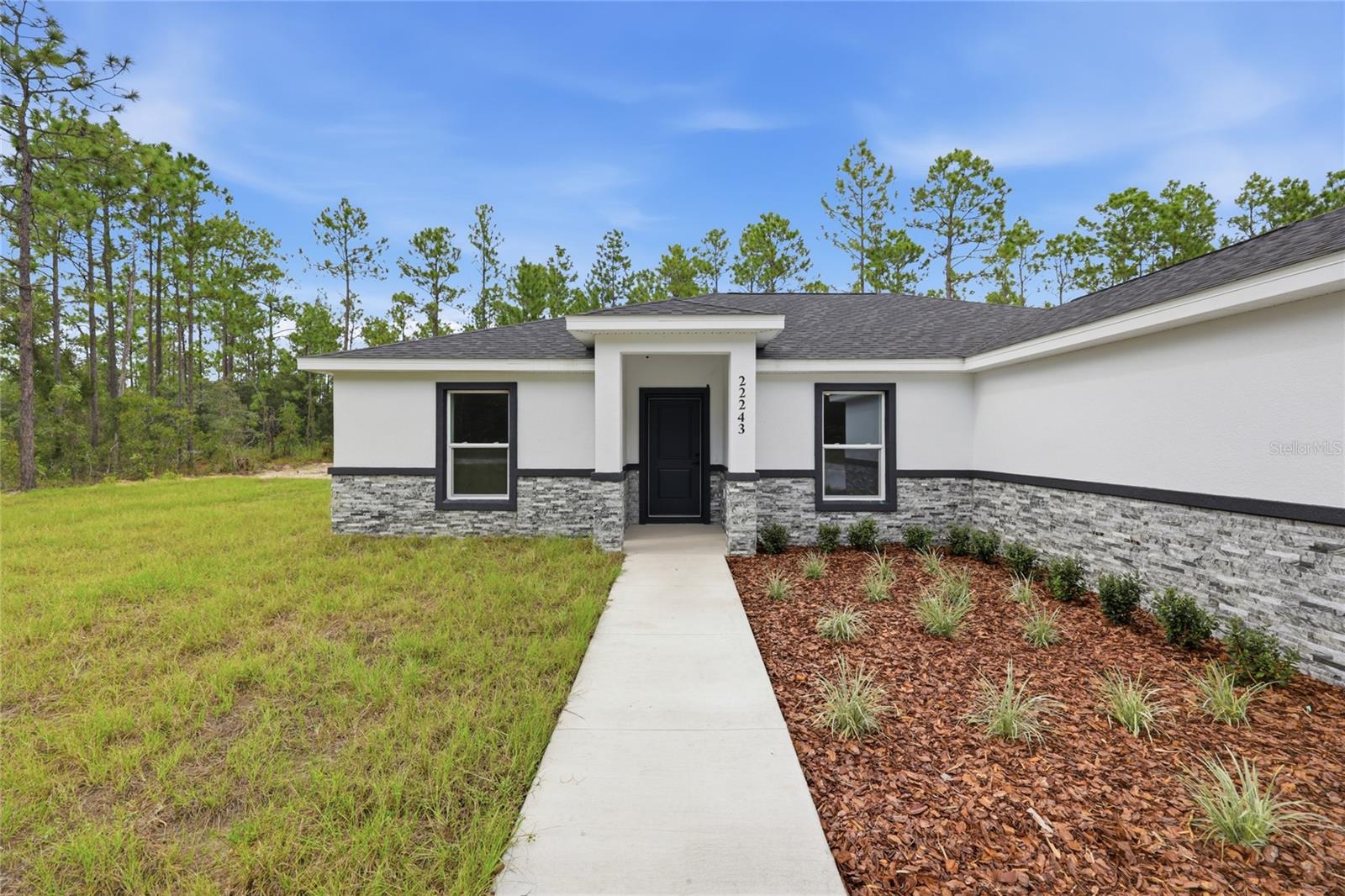 23383 NW Mallard Ave, Dunnellon, FL 34431 photo