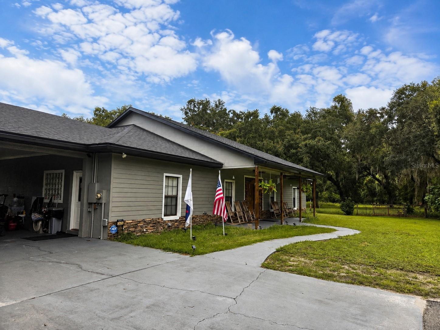 2672 SE 35 St, Sumterville, FL 33585 photo