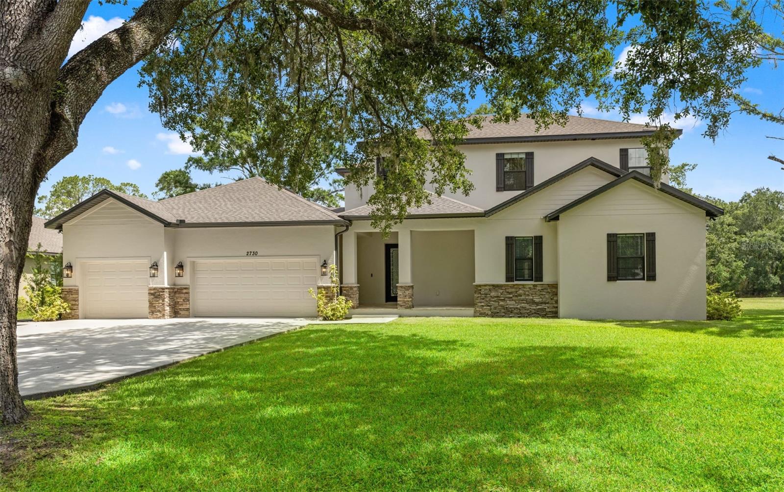 2730 Robertson Trl, Lutz, FL 33559 photo
