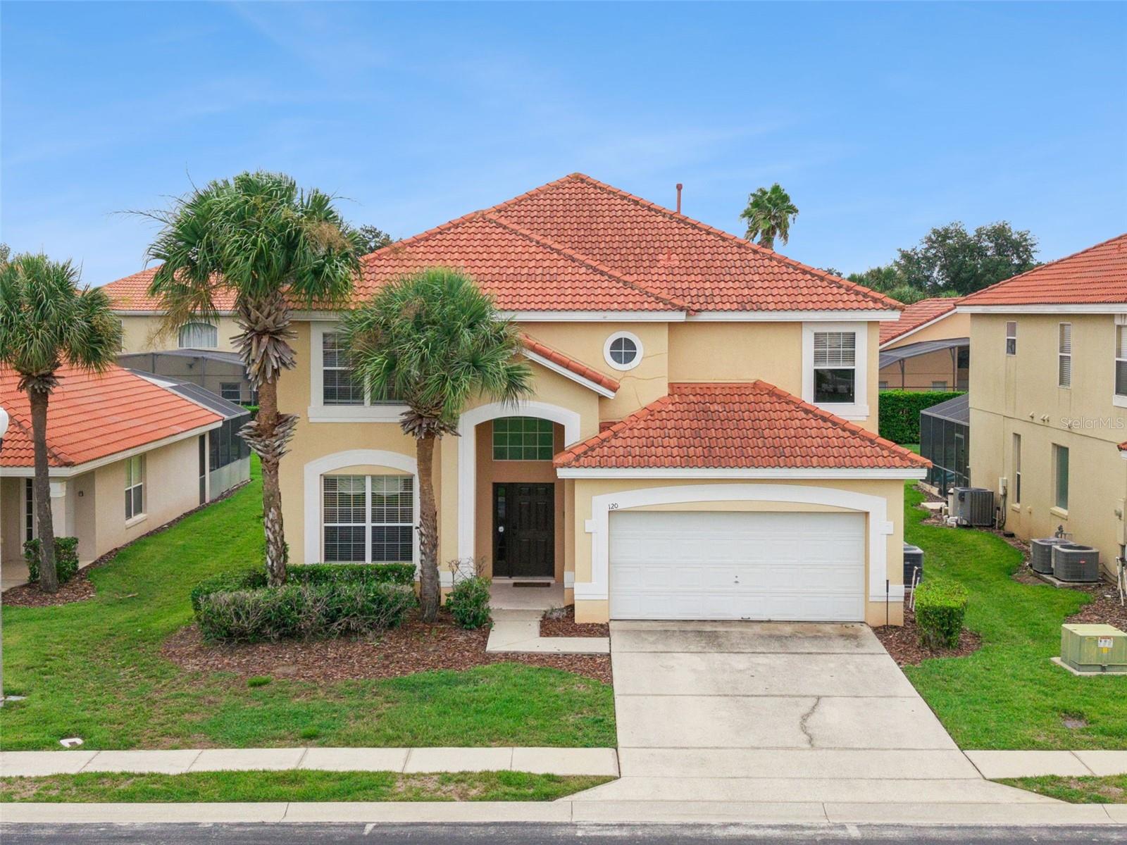 120 Saragossa Ave, Davenport, FL 33897 photo