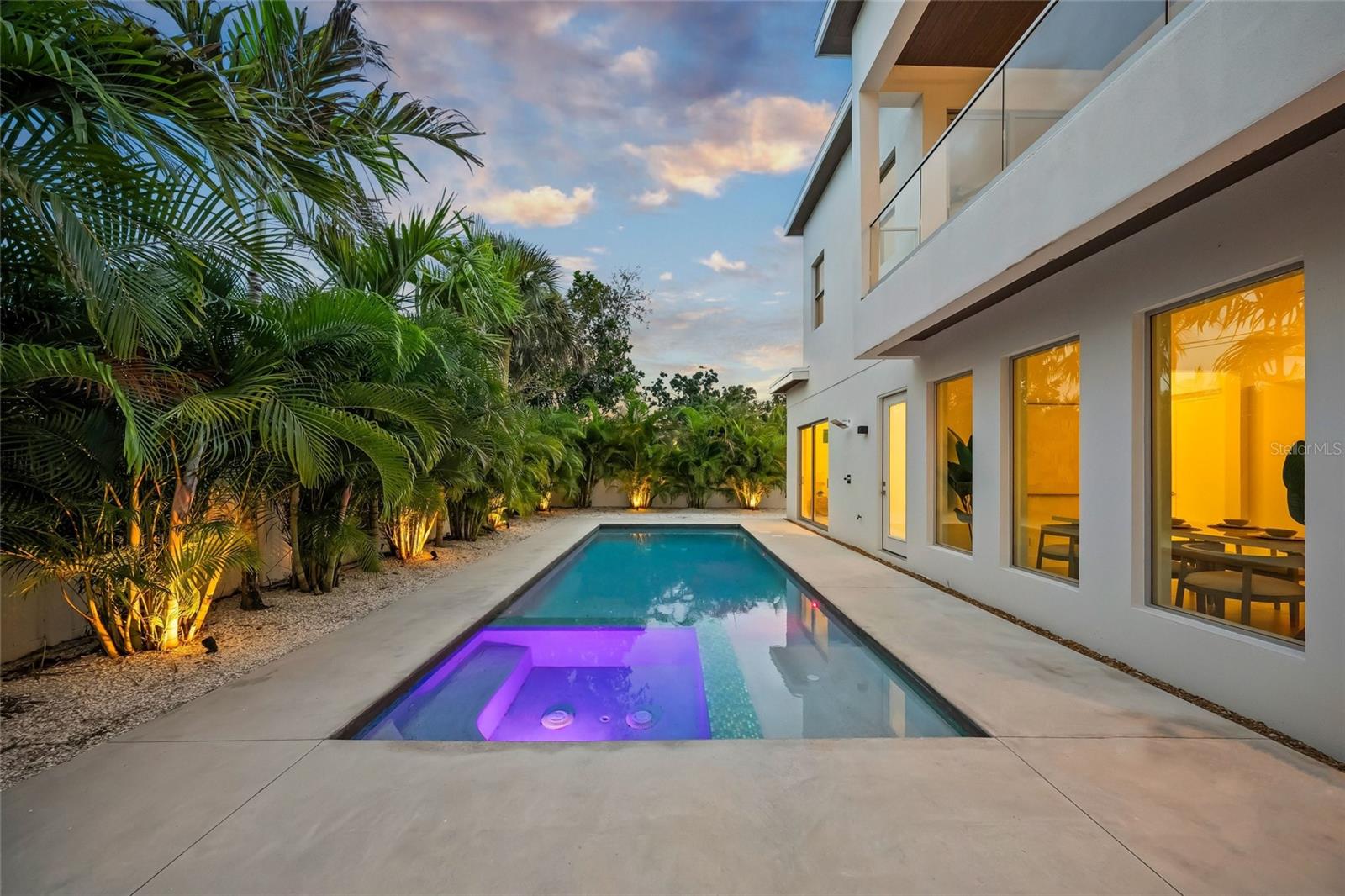 2532 Fruit Tree Dr, Sarasota, FL 34239 photo