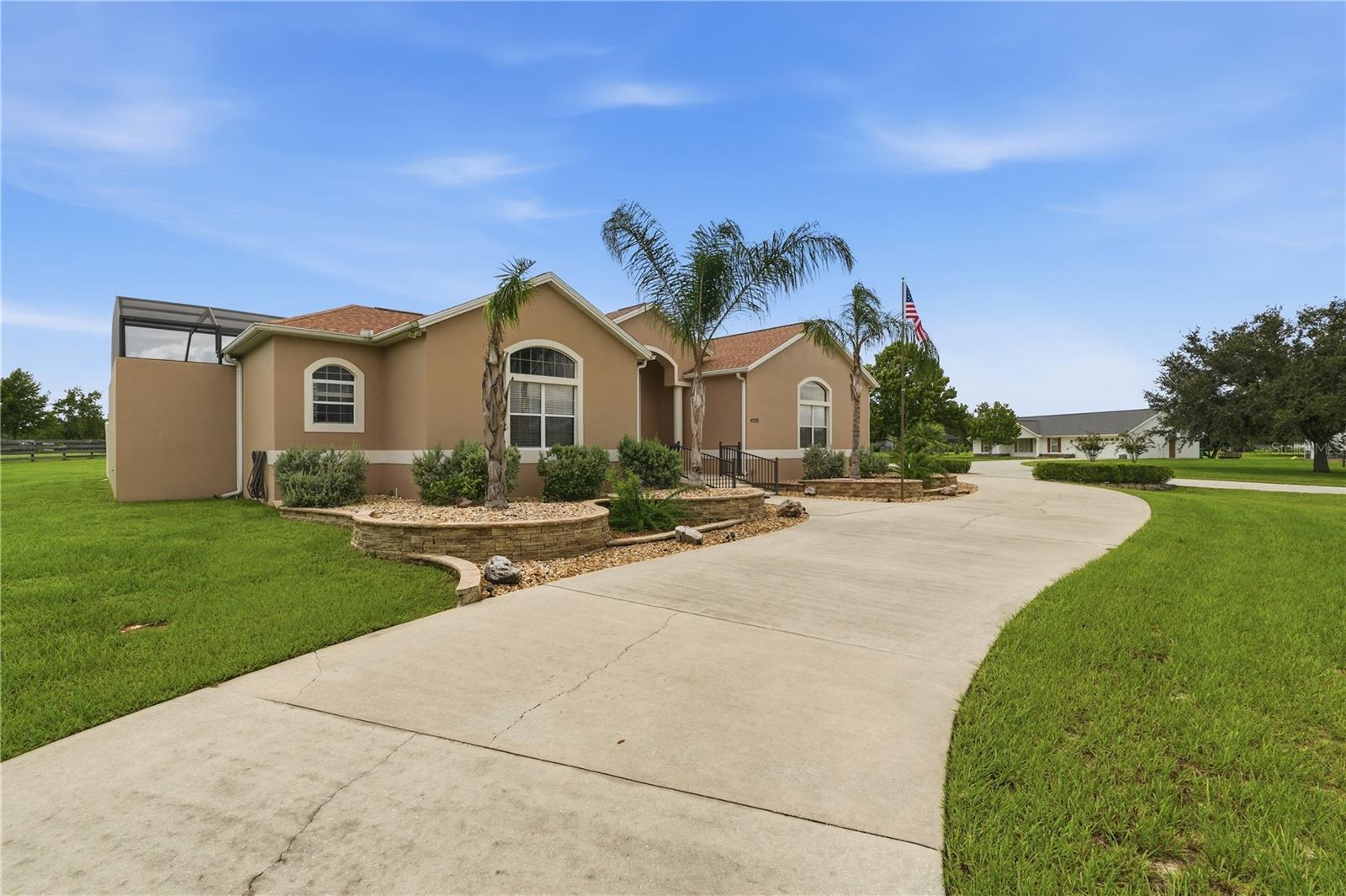 4725 County Road 121d, Wildwood, FL 34785 photo