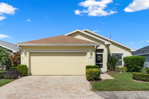 Single Family Residence in LAKE WALES FL 348 LAKE SUZANNE DRIVE.jpg
