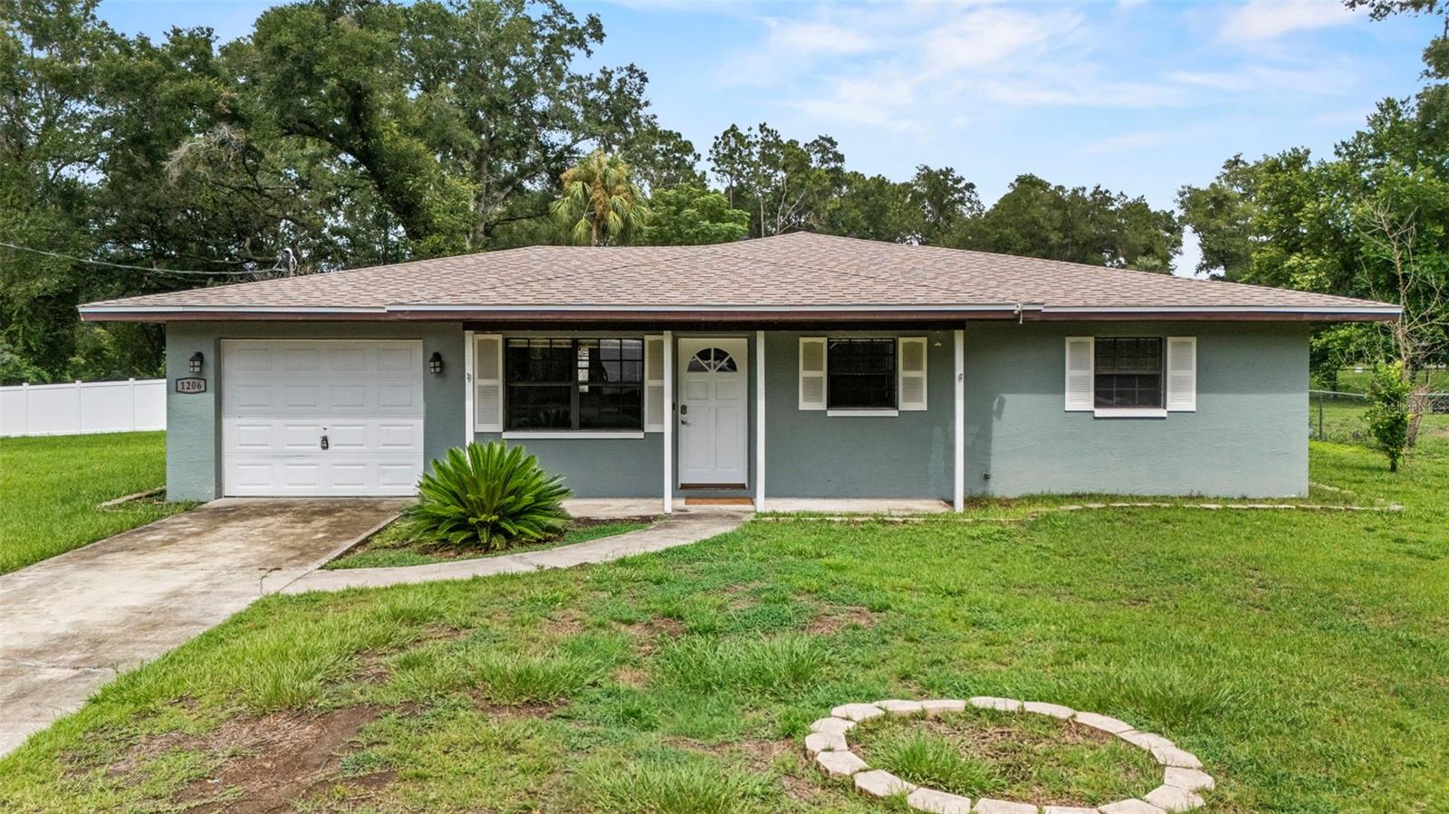 1206 Bucknell Ave, Inverness, FL 34450