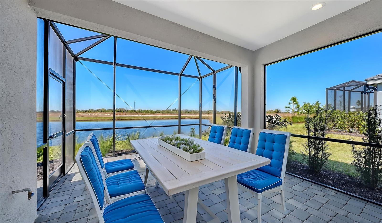 2114 Sylvester Palm Ln, Bradenton, FL 34212 photo