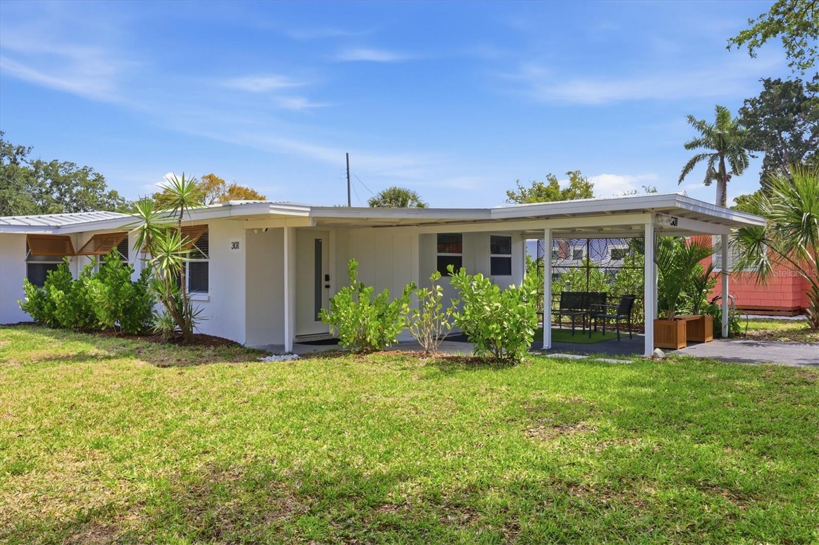 301 28 St, Bradenton, FL 34205 photo