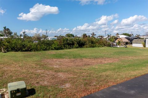  in PUNTA GORDA FL 4421 PELICAN POINTE DRIVE 7.jpg