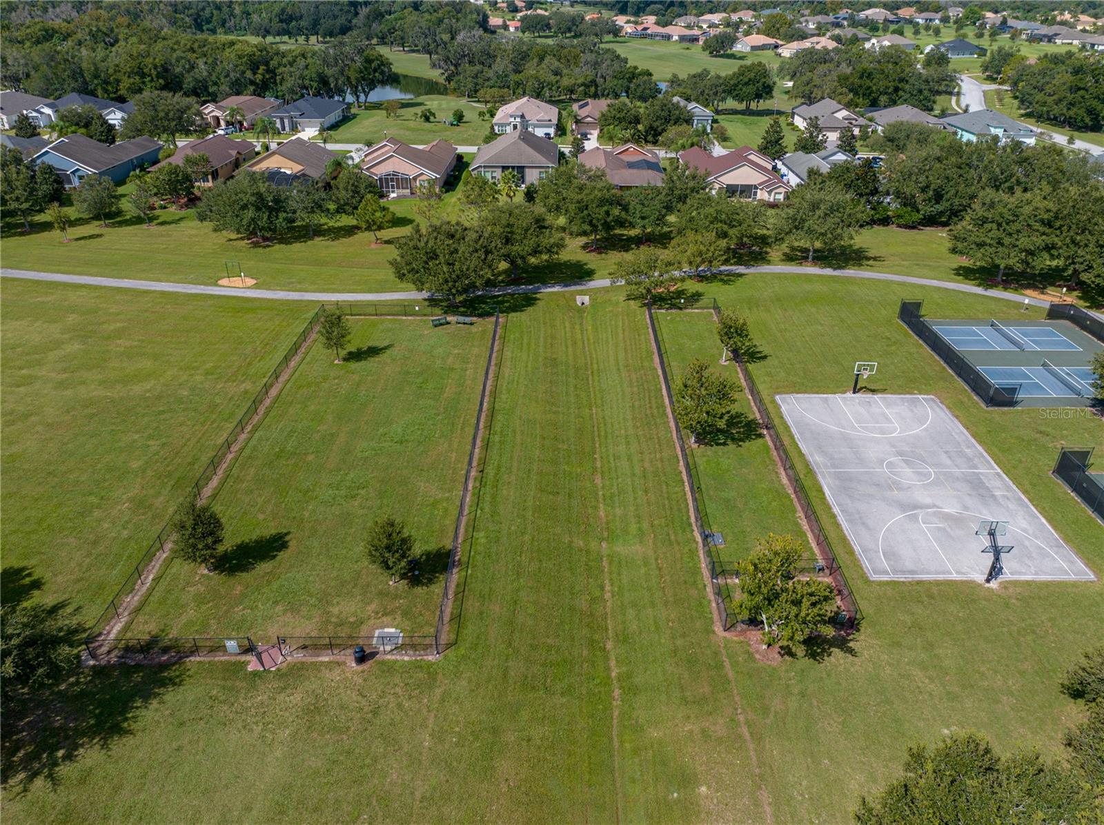 Single Family Residence in DADE CITY FL 13805 CARRYBACK DRIVE 79.jpg