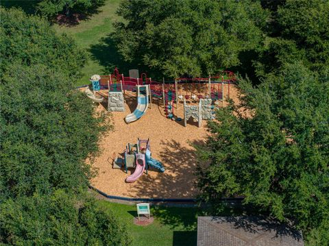 Single Family Residence in DADE CITY FL 13805 CARRYBACK DRIVE 78.jpg