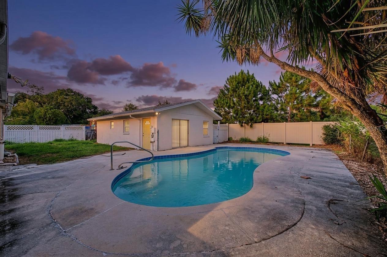 1647 Summerdale Dr, Clearwater, FL 33764 photo