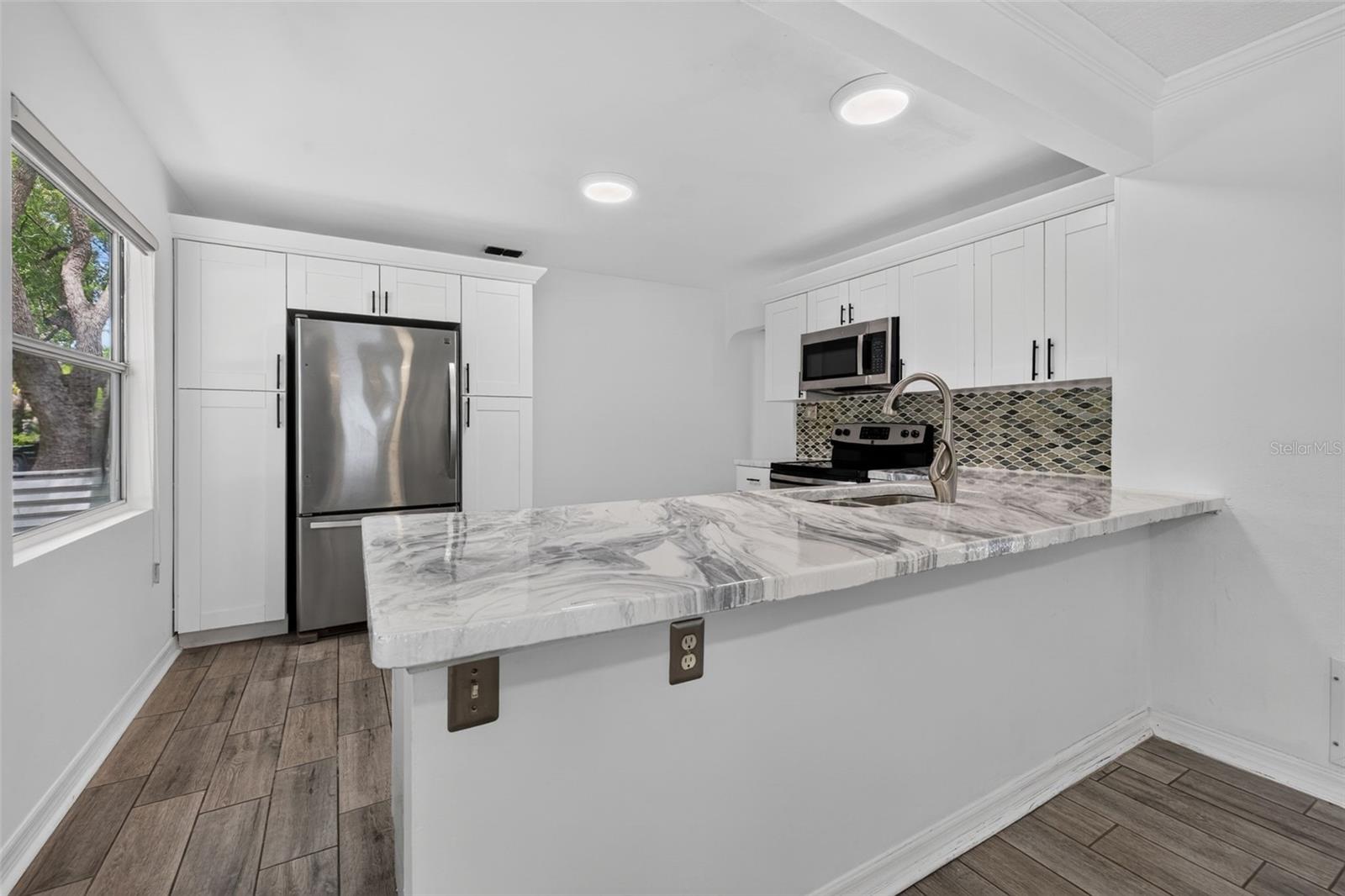4062 3 Ave, Saint Petersburg, FL 33713 photo