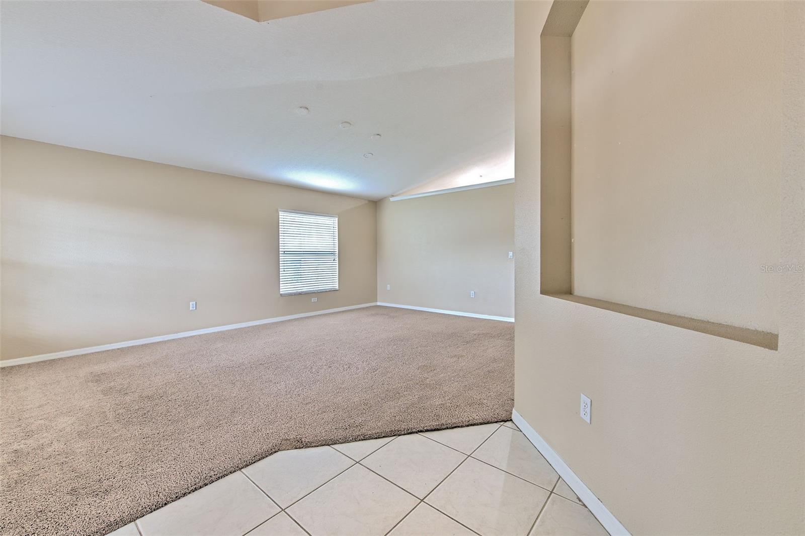3945 Hampton Hills Dr, Lakeland, FL 33810 photo