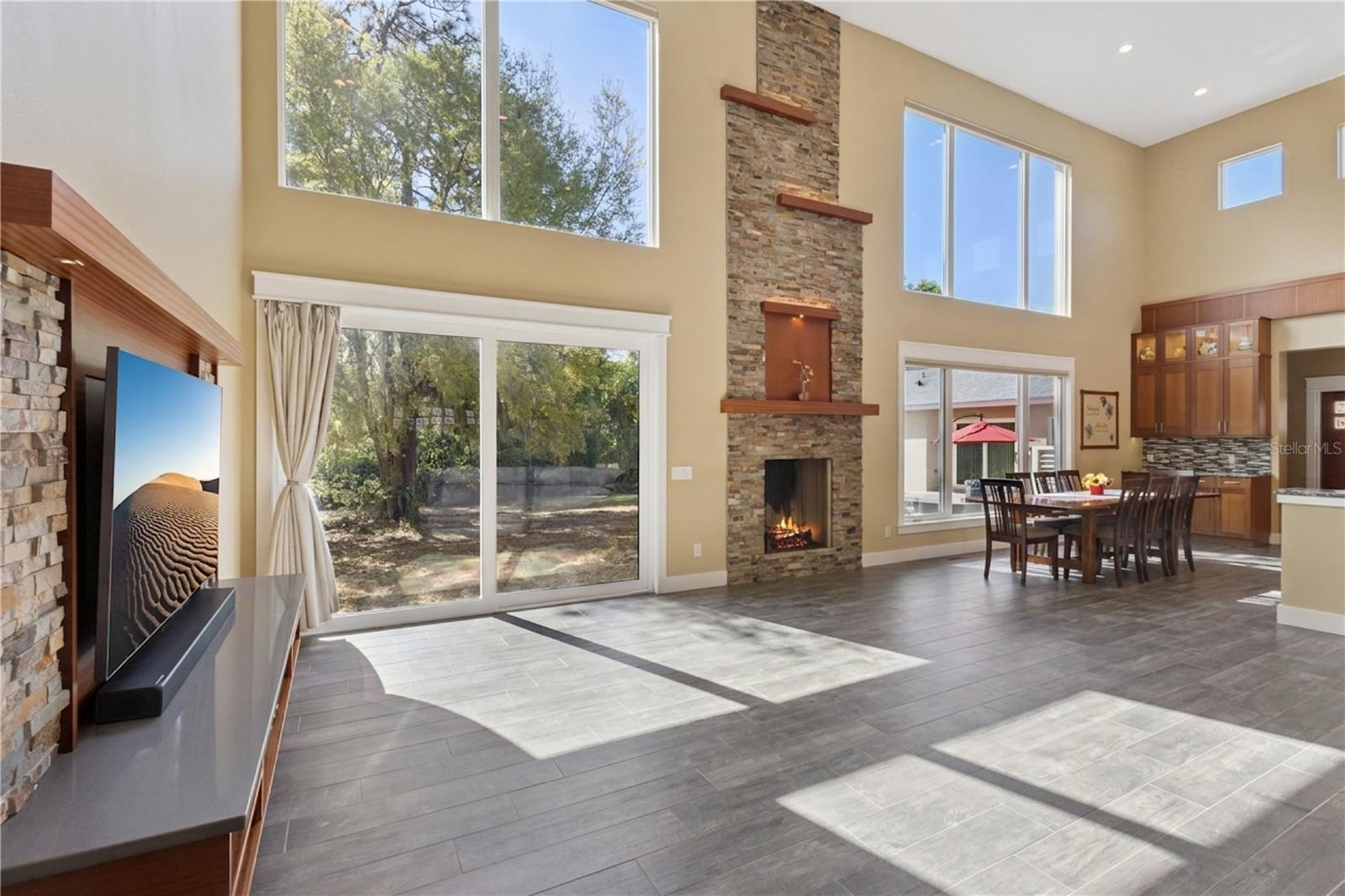 15503 Trotting Horse Ln, Tavares, FL 32778 photo