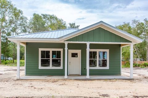 Single Family Residence in TRENTON FL 7326 SE 78TH PLACE.jpg