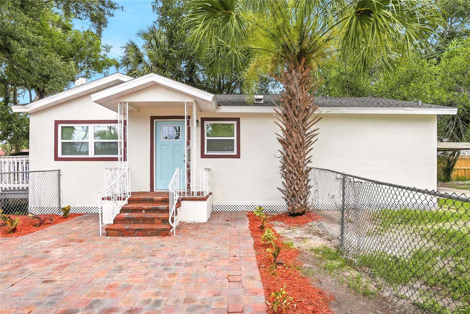 1002 Seward St, Tampa, FL 33604