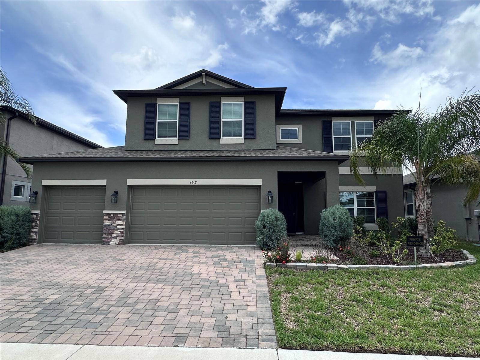 4917 Eagle Rock Dr, Wimauma, FL 33598