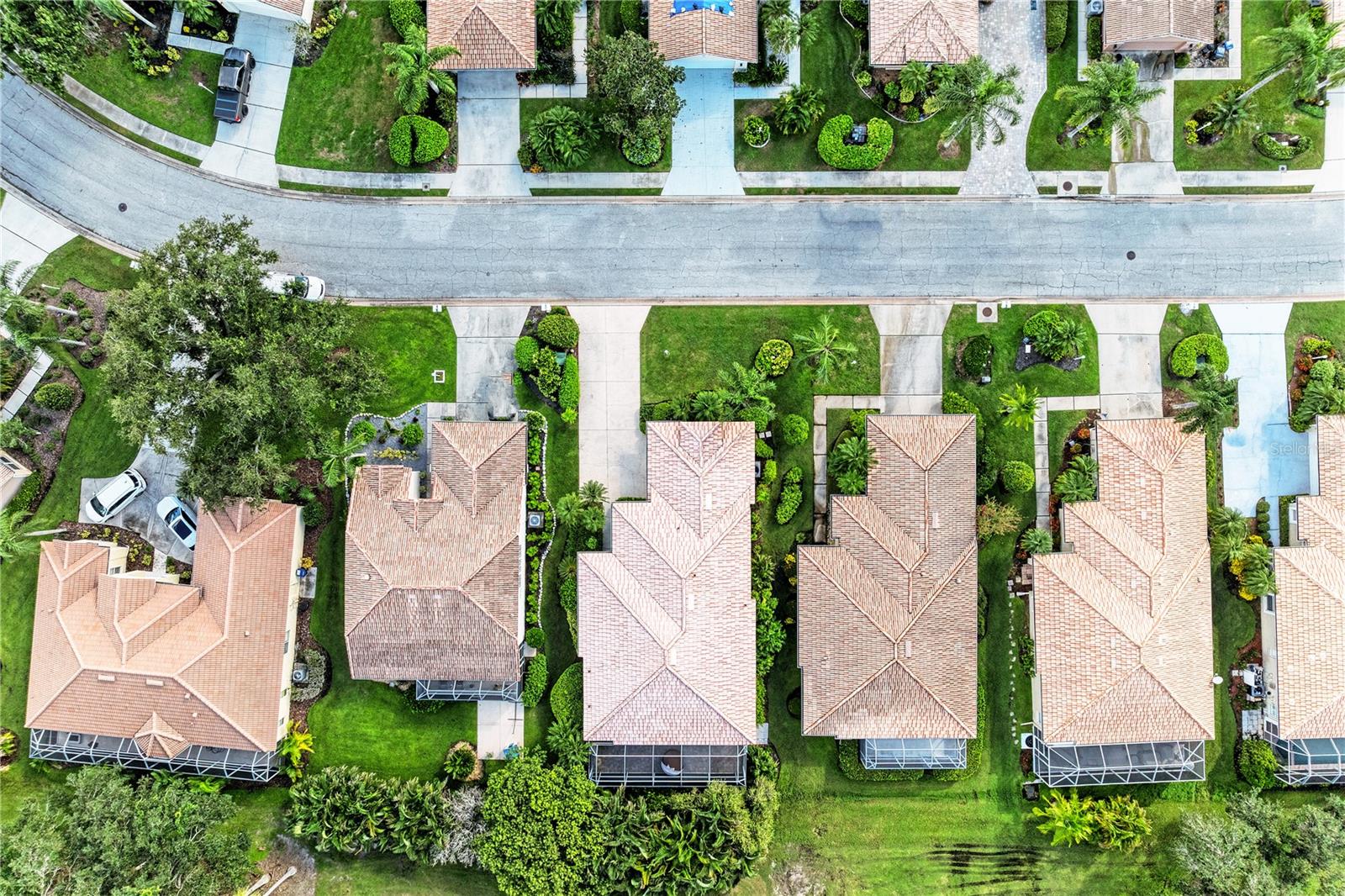 6622 Oakbrooke Cir, Bradenton, FL 34202 photo