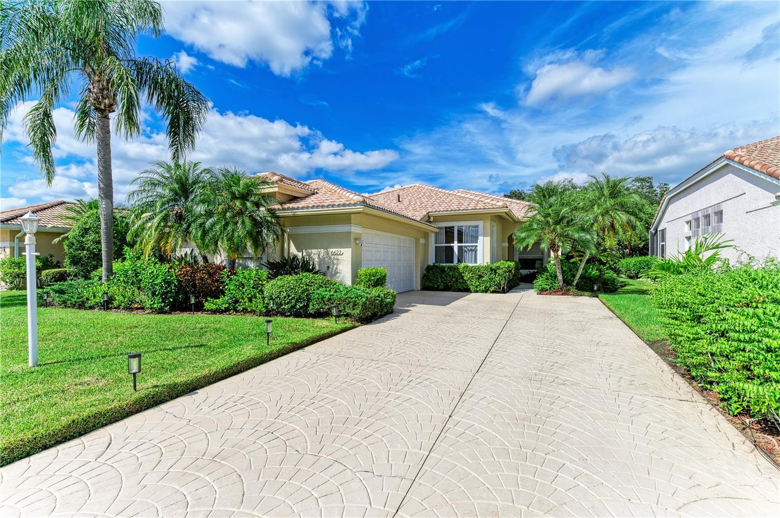 6622 Oakbrooke Cir, Bradenton, FL 34202