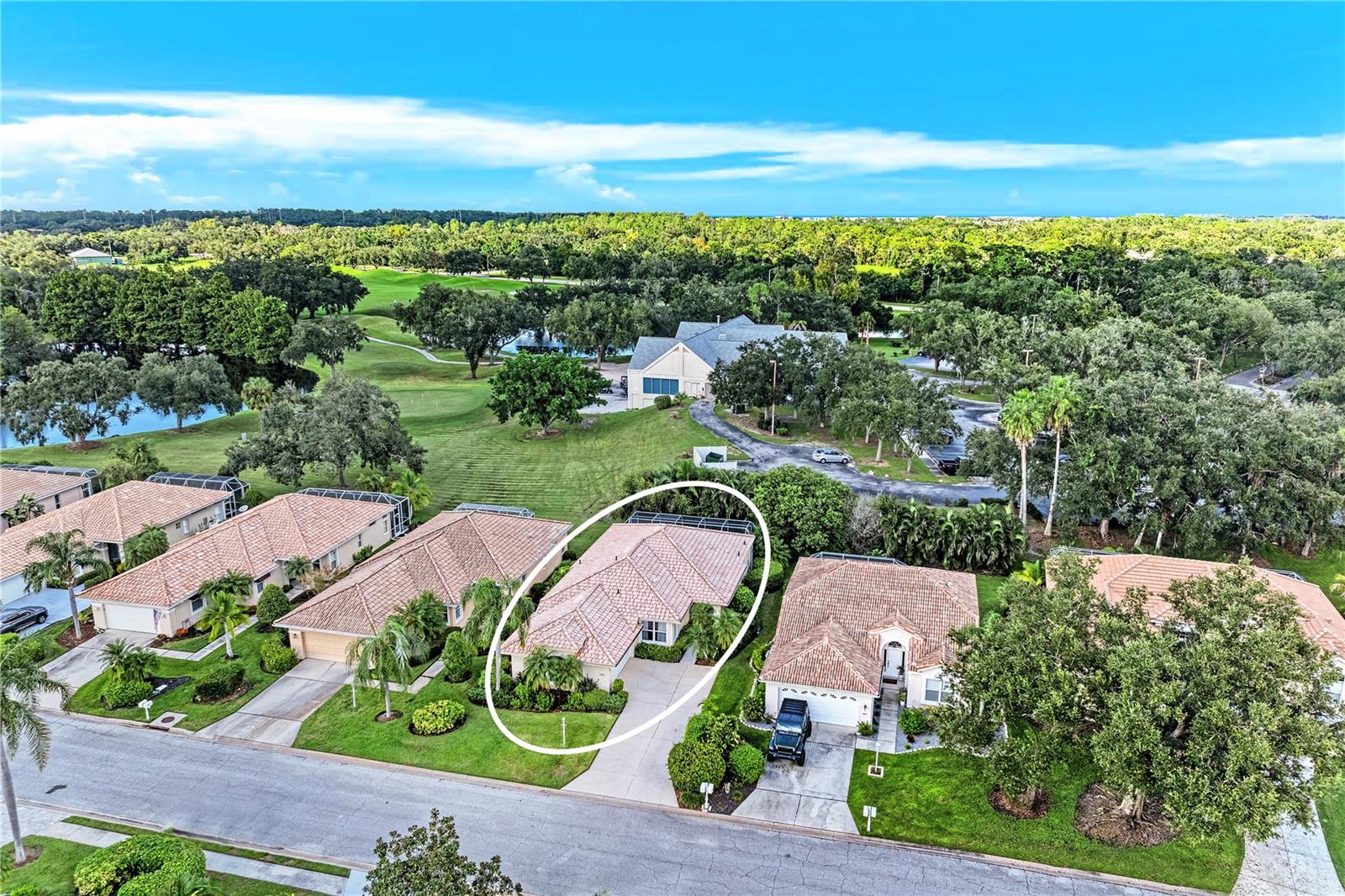6622 Oakbrooke Cir, Bradenton, FL 34202 photo