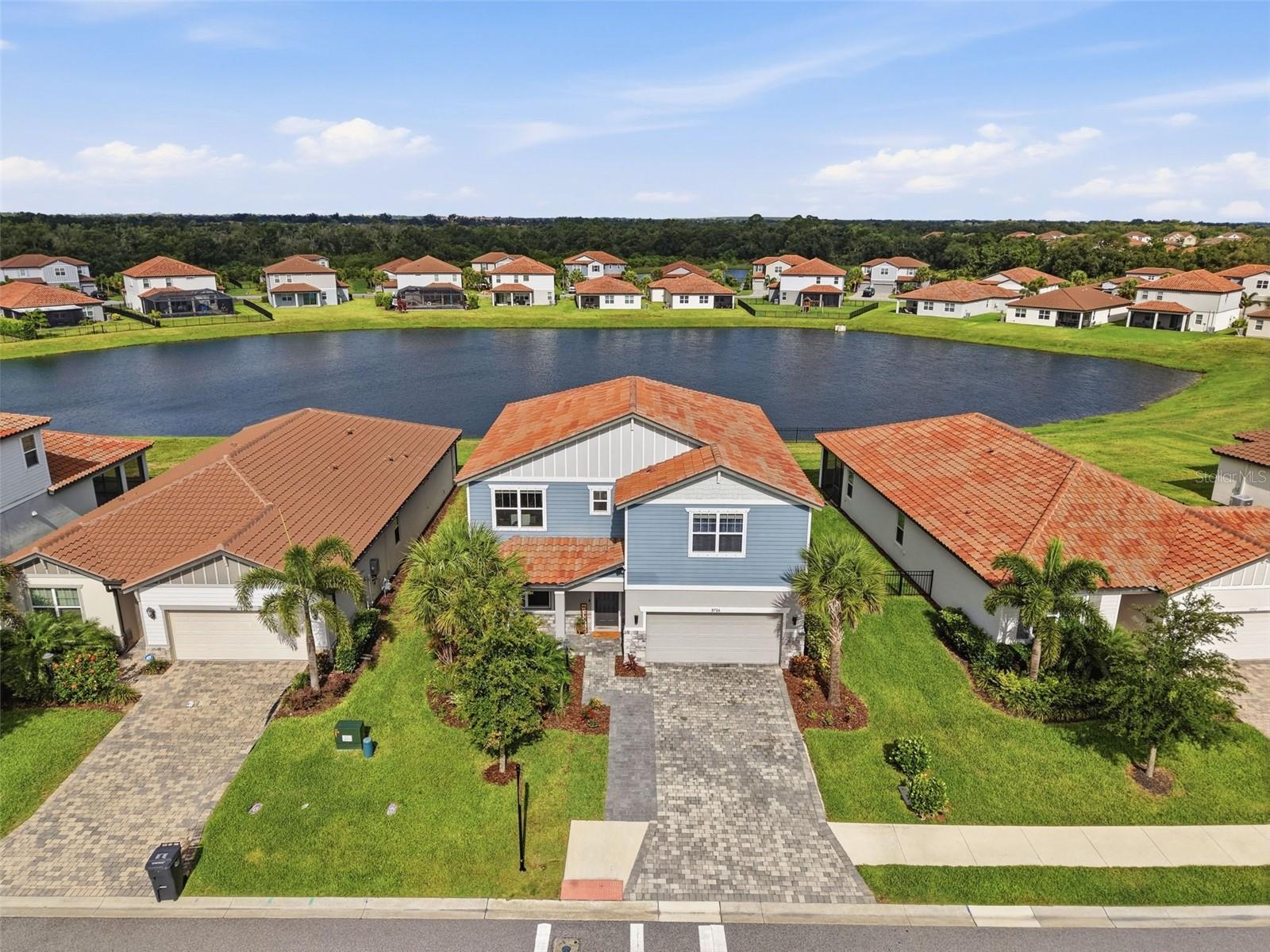 3726 Savanna Palms Ct, Bradenton, FL 34211 photo