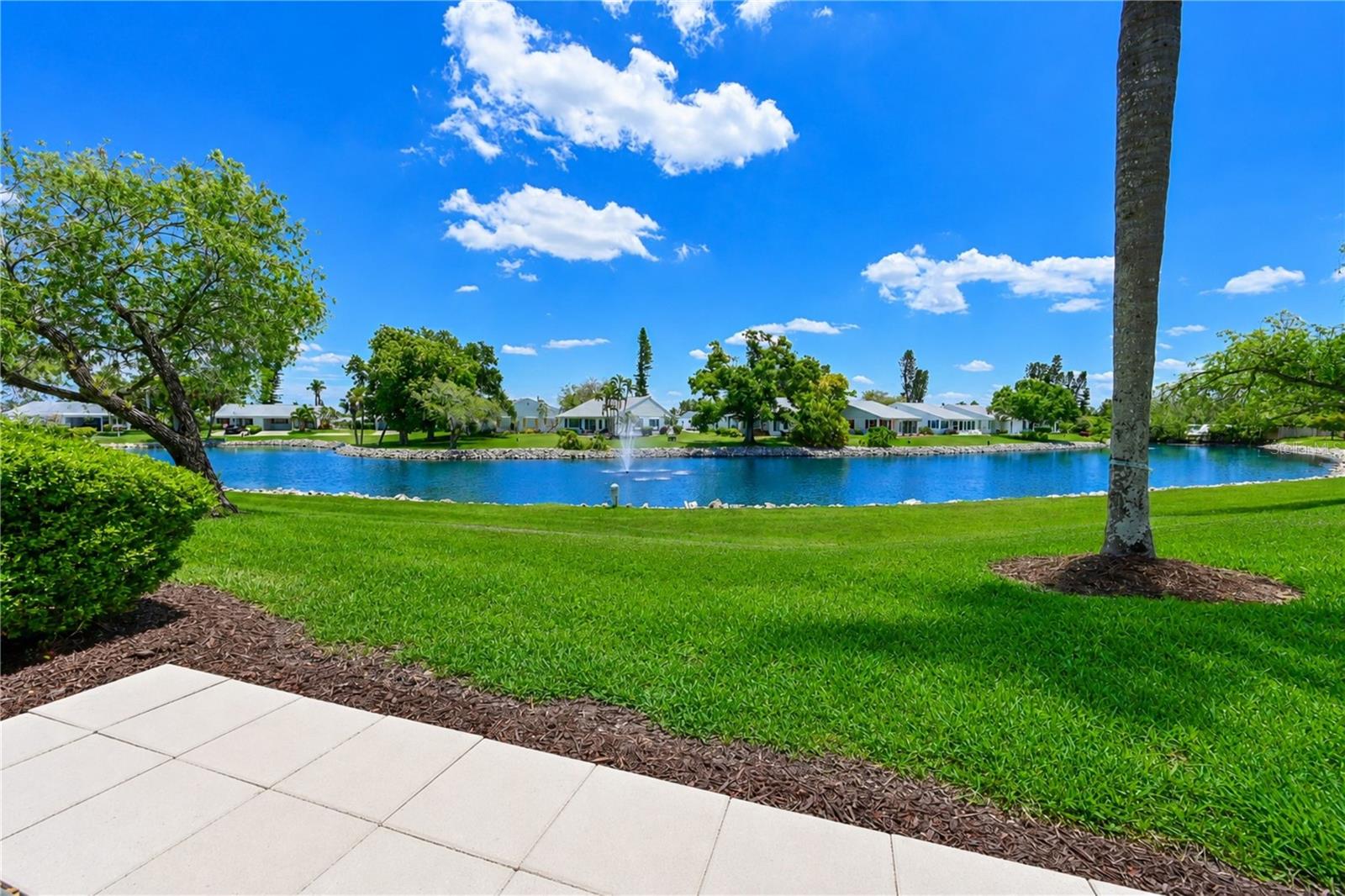 4857 Independence Dr, Bradenton, FL 34210 photo