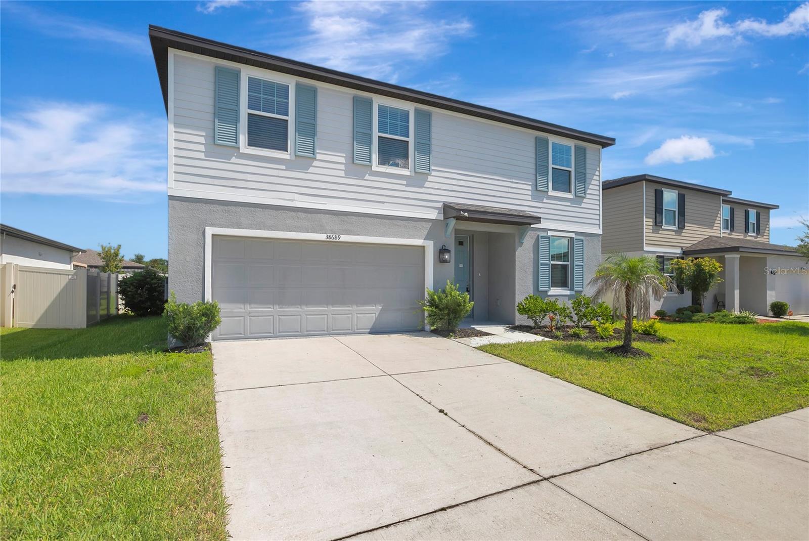 38689 Harlow Rose Dr, Zephyrhills, FL 33540