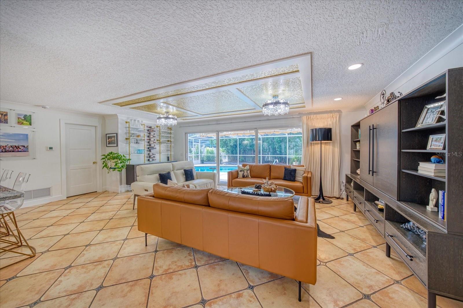 407 Harbor View Ln, Largo, FL 33770 photo