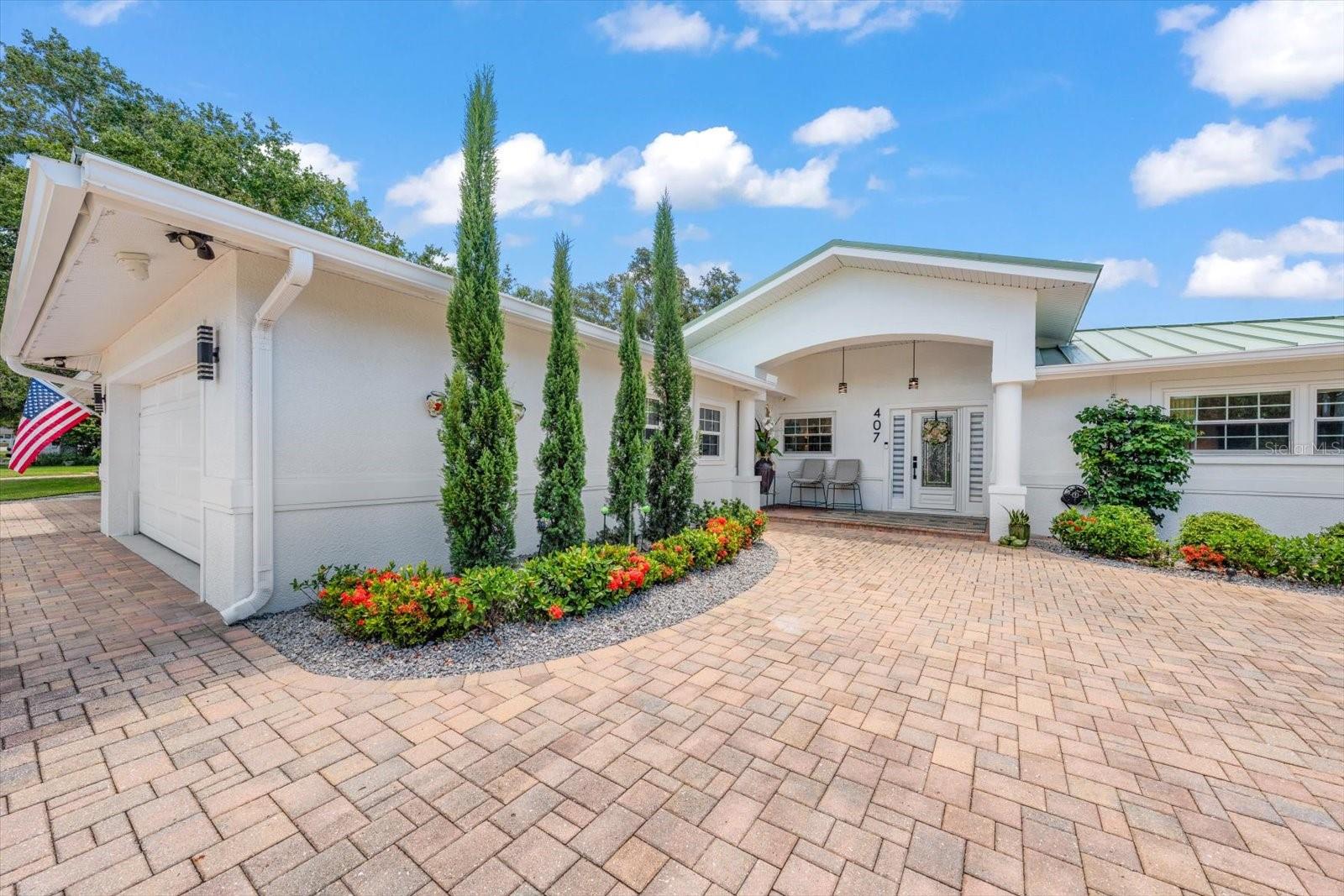 407 Harbor View Ln, Largo, FL 33770 photo