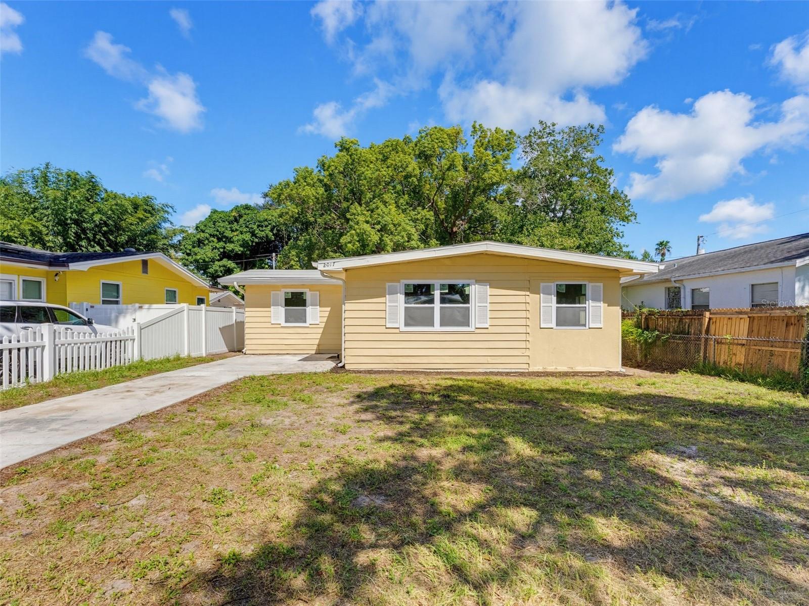 2017 N Betty Ln, Clearwater, FL 33755 photo