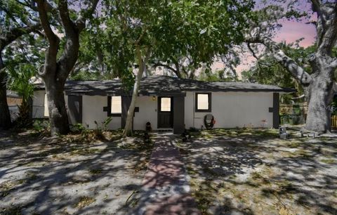 Single Family Residence in SARASOTA FL 1247 21ST STREET.jpg