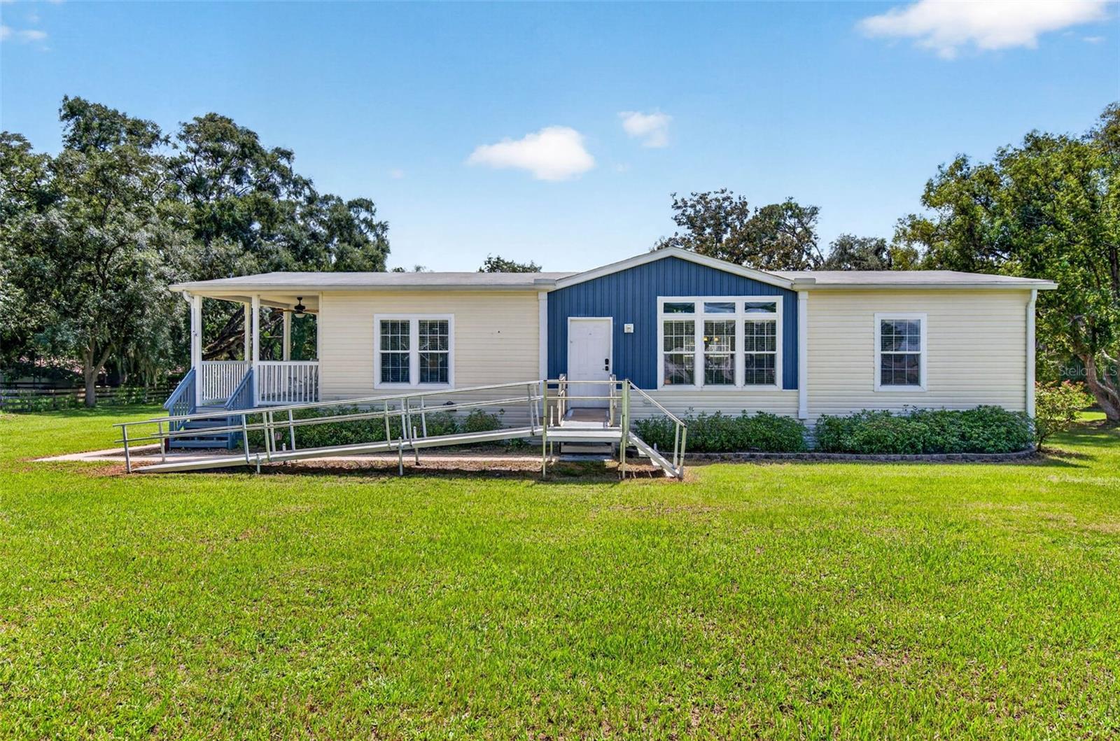 10006 Evanston Ln, Wesley Chapel, FL 33545 photo