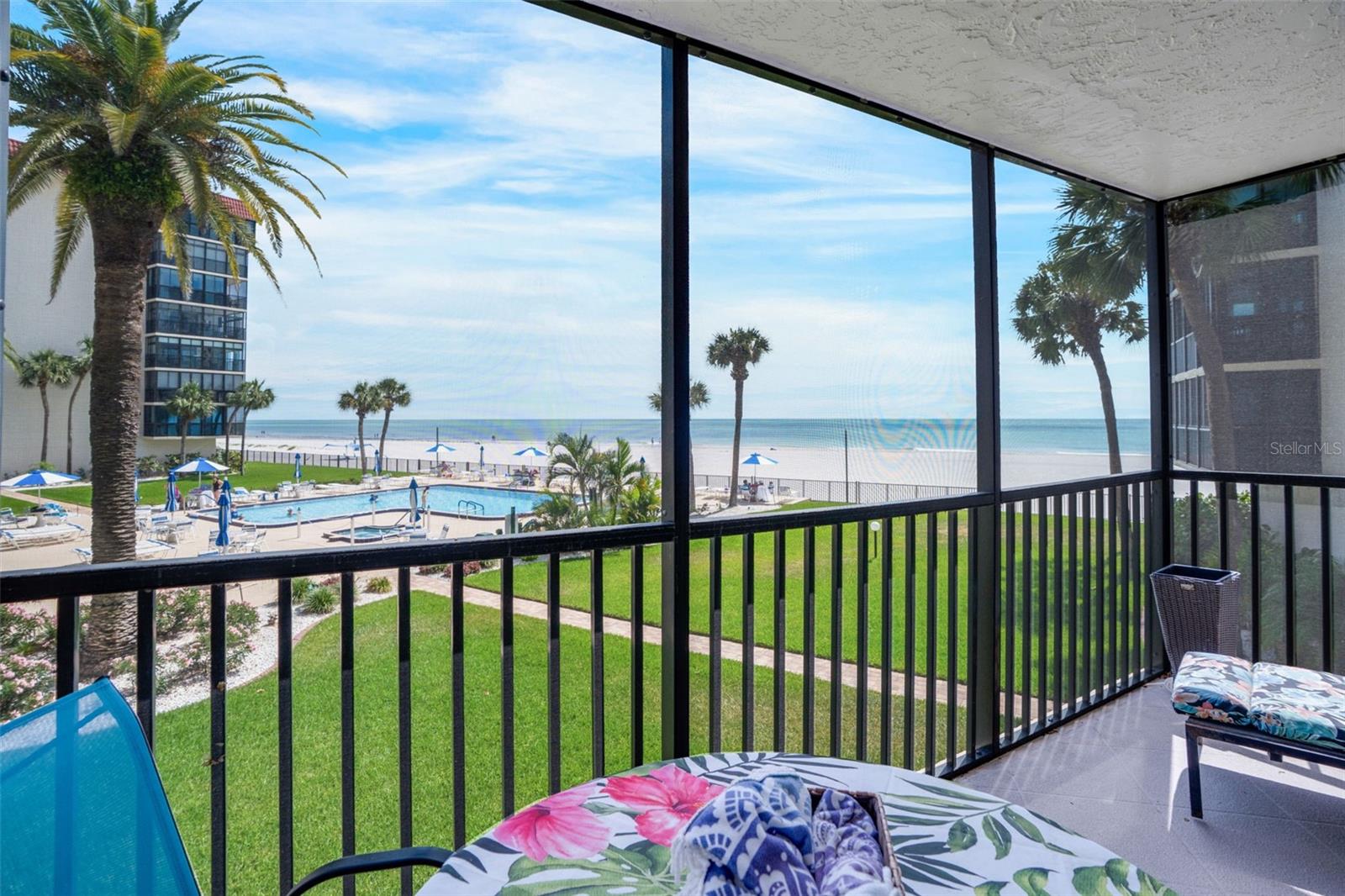 18304 Gulf Blvd, Redington Shores, FL 33708