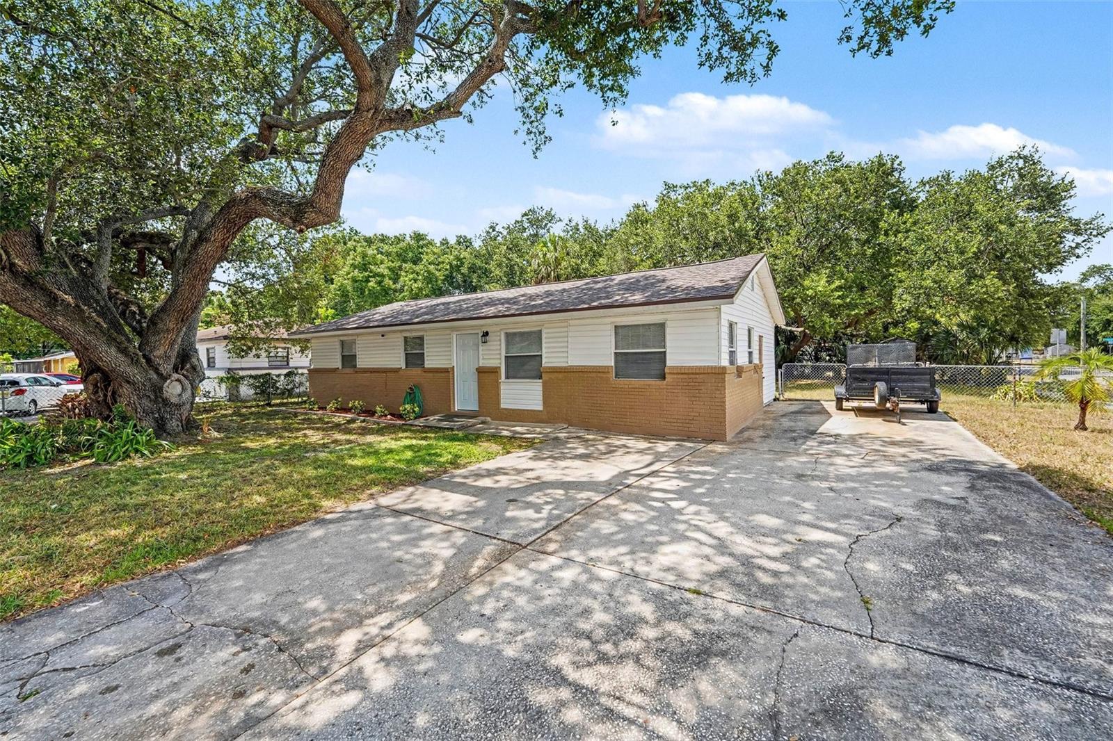 7924 Bahia Ave, Tampa, FL 33619 photo