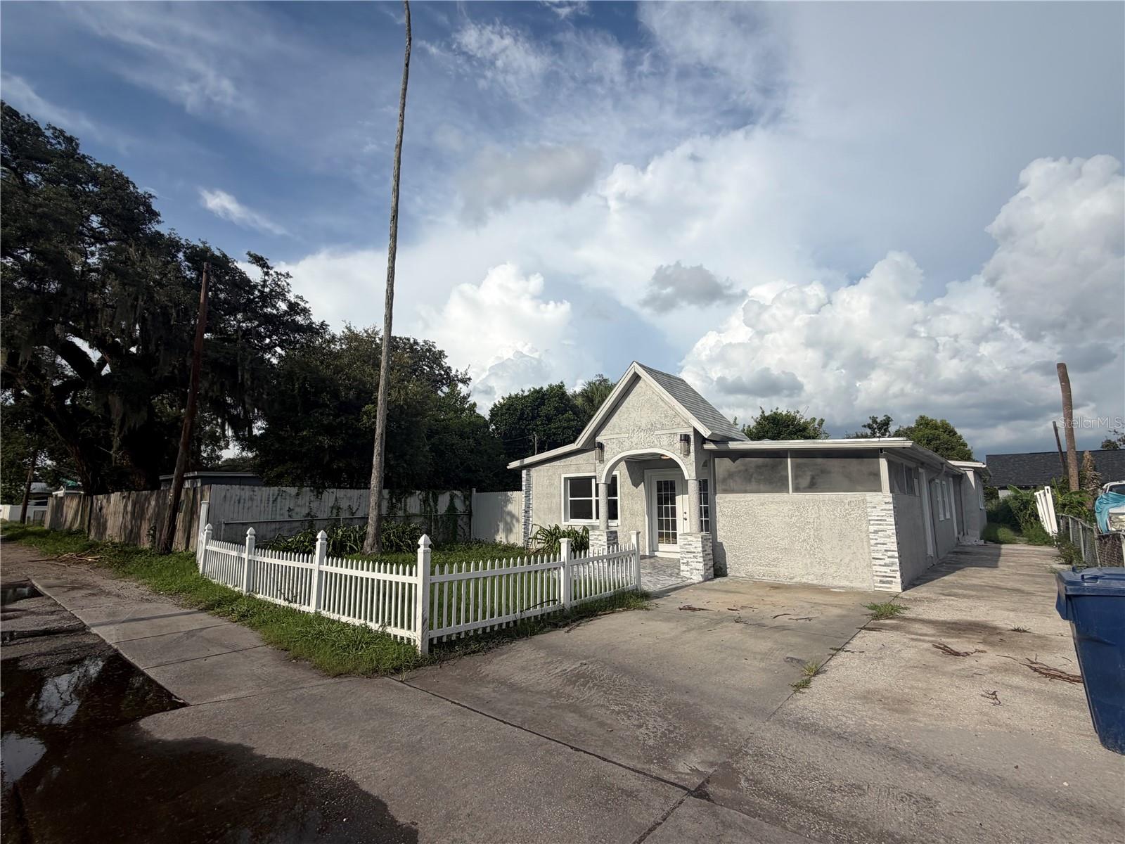 5103 N 30 St, Tampa, FL 33610 photo