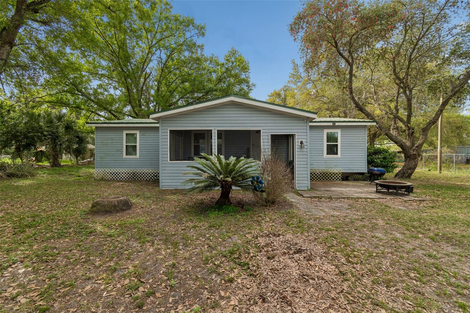 4505 Estates Dr, Plant City, FL 33567